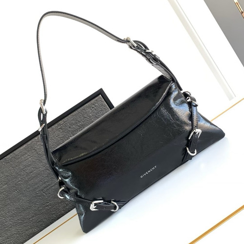 Givenchy Voyou Calfskin Hobo Shoulder Bag with Soft Pillow Structure and Strap Detail 지방시 보유 카프스킨 호보 숄더백 소프트 필로우 구조 스트랩 디테일 32cm