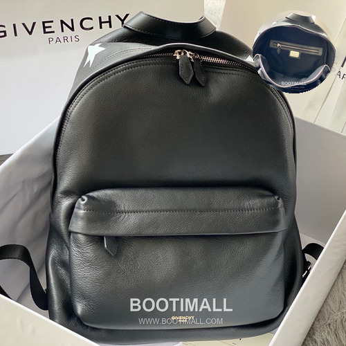 Givenchy Calfskin Leather Backpack with Dual Strap and Logo Detail 지방시 카프스킨 레더 백팩 듀얼 스트랩 로고 디테일 992991 28cm