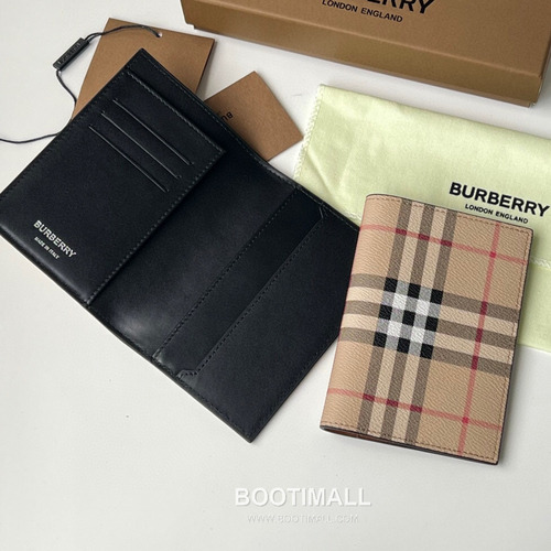 Burberry Check Canvas Calfskin Passport Holder Wallet with Folding Detail 버버리 체크 캔버스 송아지 가죽 여권지갑 폴딩 구조 173129 14cm