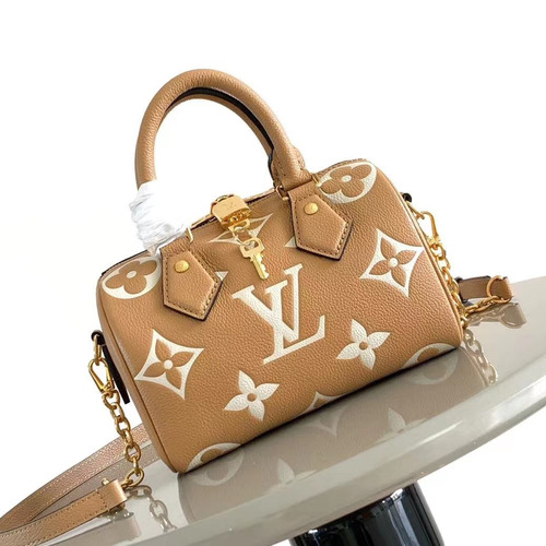 Louis Vuitton Speedy Bandoulière 20 Calfskin Leather Duffle Bag with Chain Strap Lock Detail 루이비통 스피디 반둘리에 20 카프스킨 레더 더플백 M46575 20.5cm