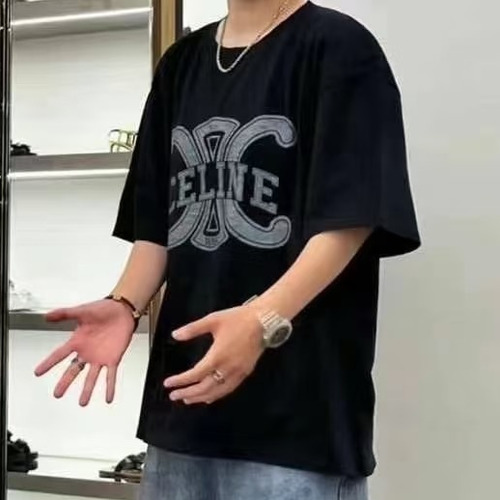Celine 2026SS Graphic Print Cotton T-Shirt with Logo Detail 셀린느 2026SS 그래픽 프린트 코튼 반팔 티셔츠 로고 디테일