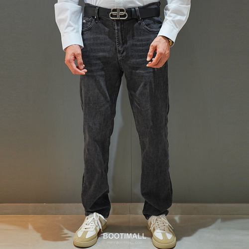 Armani 2026 SS Cotton Blend Denim Pants with Washed Finish 아르마니 2026 SS 코튼 혼방 데님 팬츠 워싱 가공