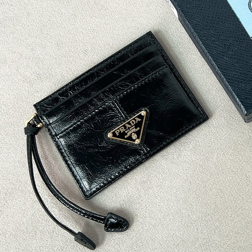 Prada Oil Wax Leather Card Holder Wallet with Triangle Logo Detail 프라다 오일왁스 레더 트라이앵글 로고 카드홀더 지갑 P398766022 10cm