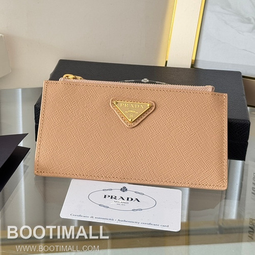 Prada Saffiano Leather Card Holder Wallet with Zip Coin Pocket Detail 프라다 사피아노 레더 지퍼 코인포켓 카드홀더 지갑 1MC079 15cm