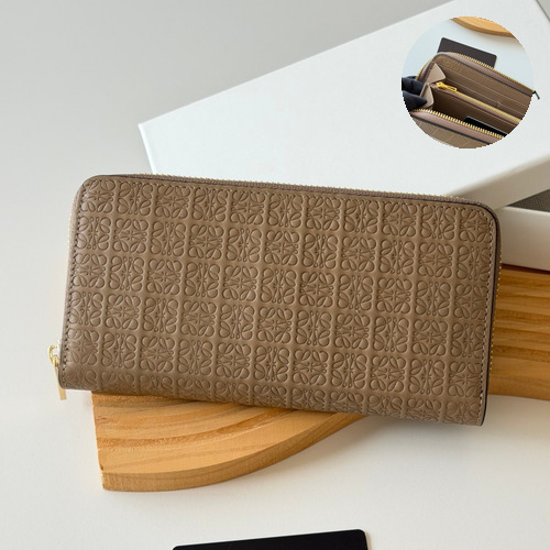 Loewe Zip Long Embossed Calfskin Wallet with Dual Compartment Coin Pocket Detail 로에베 엠보스드 카프스킨 듀얼 컴파트먼트 지퍼 장지갑 L1136 19cm