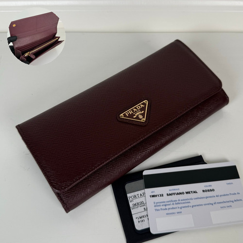 Prada Saffiano Leather Flap Wallet with Snap Closure Detail 프라다 사피아노 레더 스냅 클로저 플랩 장지갑 1MH132 18.7cm