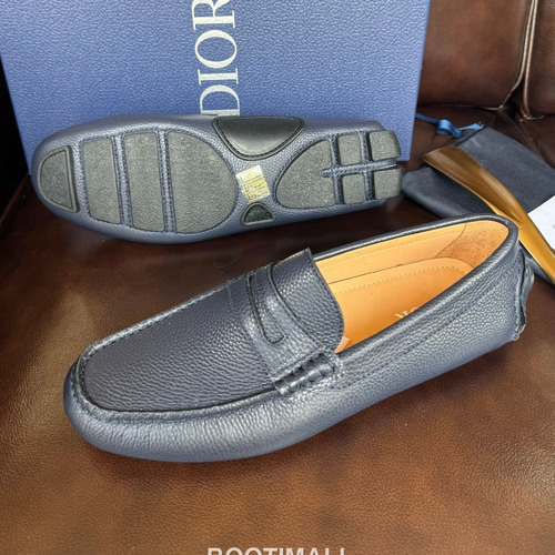 Dior Suede Calfskin Slip-on Loafer with Hand Stitch Rubber Sole 디올 스웨이드 카프스킨 슬립온 로퍼 핸드 스티치 러버솔 디테일 7F03040 2cm