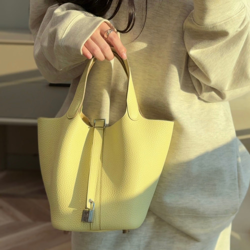 Hermes Picotin Lock Clemence Leather Bucket Bag with Top Handle 에르메스 피코틴락 클레망스 레더 버킷백 핸들형 18cm