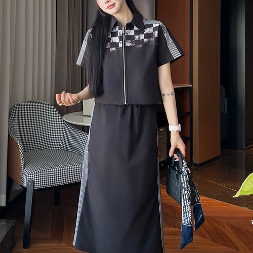 Dior 2026 S/S Cotton Polyester Set Check Print Top Skirt Logo Detail 디올 코튼 폴리에스터 세트 체크 프린트 탑 스커트 로고 디테일