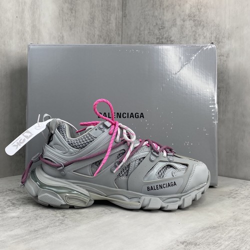 Balenciaga Track Mesh Nylon Chunky Sneakers with Outdoor Concept TPU Layered Detail 발렌시아가 트랙 메쉬 나일론 청키 스니커즈 아웃도어 컨셉 TPU 레이어드 디테일 3cm