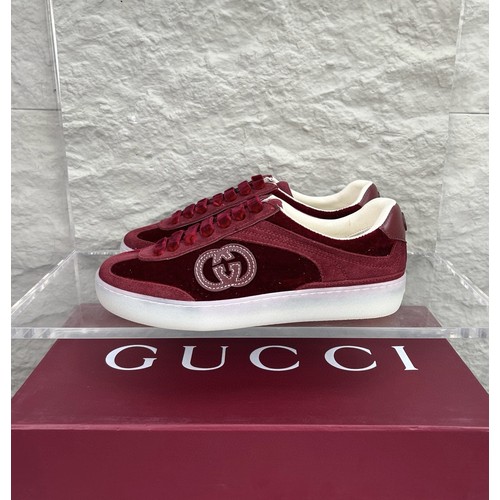 Gucci German Trainer Velvet Low Sneakers with Embossed Logo TPU Sole Detail 구찌 저먼 트레이너 벨벳 로우 스니커즈 엠보싱 로고 TPU 솔 디테일 3cm