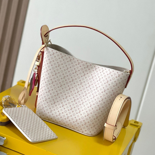 Louis Vuitton All In BB Calfskin Leather Bucket Bag with Logo Strap Detail 루이비통 올인 BB 카프스킨 버킷백 로고 스트랩 M15130 18cm