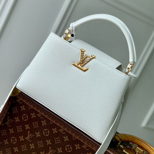 Louis Vuitton Capucines MM Taurillon Leather Top Handle Tote Bag with Chain LV Detail 루이비통 카퓌신 MM 토리옹 레더 탑핸들 토트백 체인LV M24673 31cm