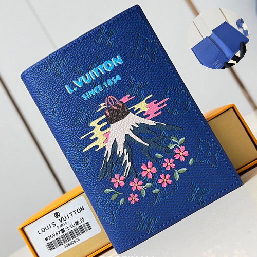 Louis Vuitton Monogram Canvas Passport Cover Wallet with Printed Detail 루이비통 모노그램 캔버스 여권지갑 프린트 M25967 10cm