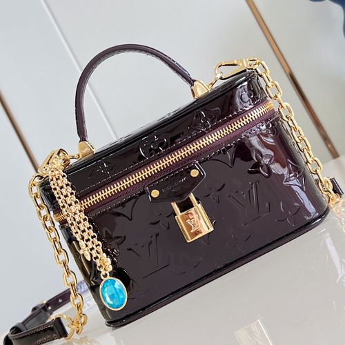 Louis Vuitton Vanity Chain Monogram Canvas Clutch Shoulder Bag with Lock Chain Detail 루이비통 바니티 체인 모노그램 캔버스 클러치 숄더백 락체인 M26097 19cm