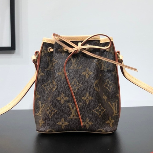 Louis Vuitton Nano Lockit Monogram Canvas Bucket Crossbody Bag with Drawstring Detail 루이비통 나노 락킷 모노그램 캔버스 버킷 크로스백 드로우스트링 M41346 13cm