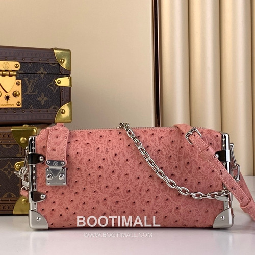 Louis Vuitton Slim Trunk Lambskin Leather Shoulder Bag with S Lock Stud Detail 루이비통 슬림 트렁크 램스킨 숄더백 S락 스터드 M25445 23cm