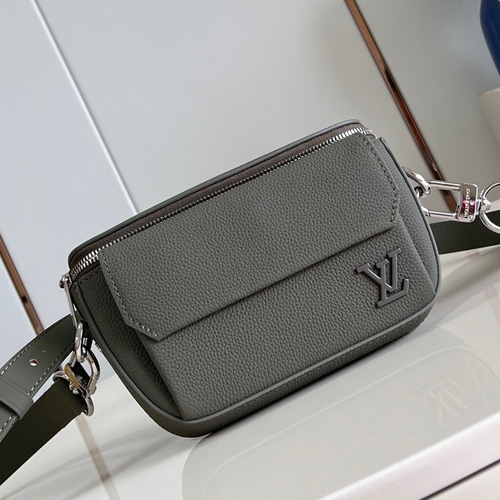 Louis Vuitton Pilot Mini Cowhide Leather Crossbody Bag with Front Pocket Detail 루이비통 파일럿 미니 카우하이드 크로스백 프론트포켓 M83560 20cm
