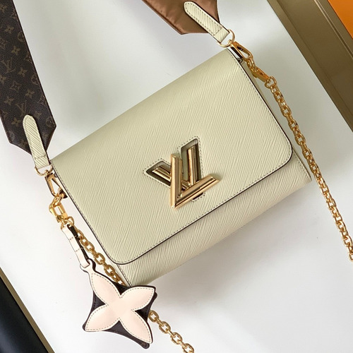 Louis Vuitton Twist MM Epi Leather Shoulder Bag with Chain Strap and Charm Detail 루이비통 트위스트 MM 에피 가죽 숄더백 체인참 M59018 23cm