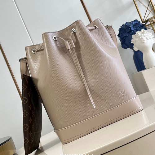 Louis Vuitton Noé MM Epi Leather Bucket Bag with Drawstring Detail 루이비통 노에 MM 에피 가죽 버킷백 드로우스트링 M12848 33cm