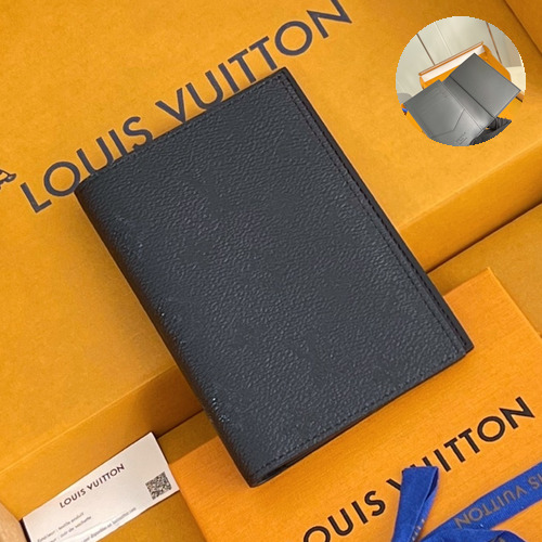 Louis Vuitton Passport Cover Monogram Midnight Canvas Case with Card Slot Detail 루이비통 패스포트 커버 모노그램 미드나잇 캔버스 여권지갑 M26774 14cm