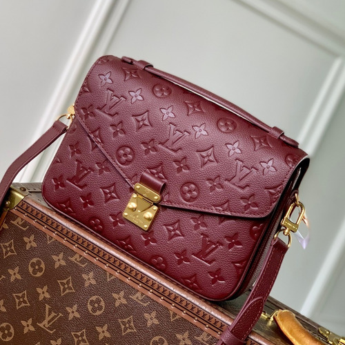 Louis Vuitton Pochette Métis Monogram Empreinte Leather Shoulder Bag with S-Lock Detail 루이비통 포쉐트 메티스 앙프렝뜨 가죽 숄더백 S락 M41487 25cm