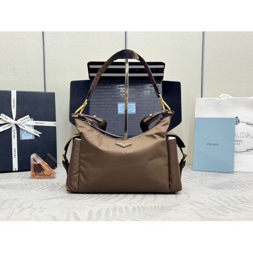 Prada Re-Nylon Calfskin Backpack with Multi Pocket Strap Detail 프라다 리나일론 카프스킨 멀티포켓 스트랩 1BC264 32cm