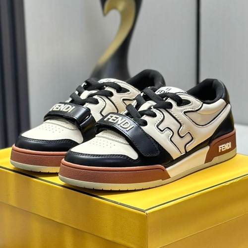 Fendi Match Suede Leather Low Sneakers with FF Stitch Logo Rubber Sole Detail 펜디 매치 스웨이드 레더 로우 스니커즈 FF 스티치 로고 러버솔 디테일 3cm