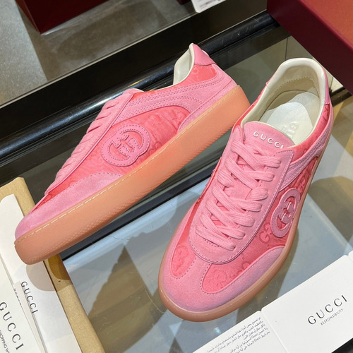 Gucci German Trainer Leather Mesh Suede Low Sneakers with Embossed Logo TPU Sole Detail 구찌 저먼 트레이너 레더 메쉬 스웨이드 로우 스니커즈 엠보싱 로고 TPU 솔 디테일 3cm