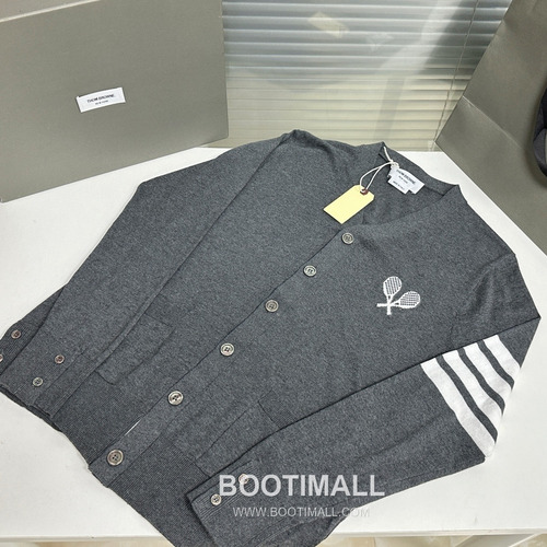 Thom Browne SS26 Cotton Jacquard Tennis Racket Cardigan with 4-Bar Stripe Detail 톰브라운 SS26 코튼 자카드 테니스 라켓 가디건 4바 스트라이프 디테일 KT262420