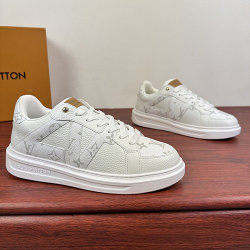 Louis Vuitton Monogram Calfskin Low Sneakers with Geometric Logo Detail 루이비통 모노그램 카프스킨 로우 스니커즈 지오메트릭 로고 디테일 4.0cm