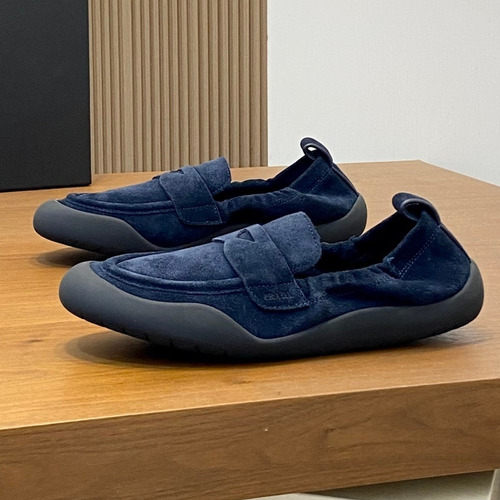 Prada Full Grain Calfskin Slip-On Low Sneakers with EVA TPU Sole Detail 프라다 풀그레인 카프스킨 슬립온 로우 스니커즈 EVA TPU 솔 디테일 4.0cm
