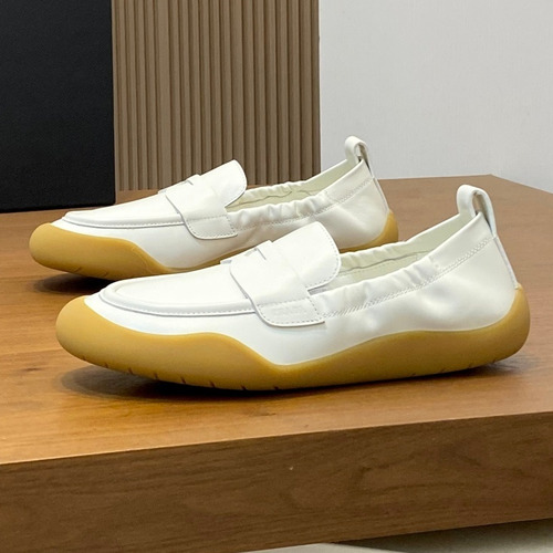 Prada Calfskin Slip-On Low Sneakers with Stitching Detail 프라다 카프스킨 슬립온 로우 스니커즈 스티칭 디테일 4.0cm