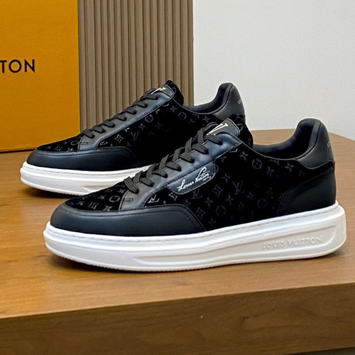 Louis Vuitton Calfskin Low Sneakers with Monogram Logo TPU Sole Detail 루이비통 카프스킨 로우 스니커즈 모노그램 로고 TPU 솔 디테일 4.0cm