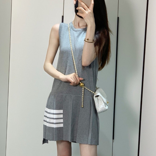 Thom Browne 2026 S/S Cotton Sleeveless Knit Logo Dress 톰브라운 2026SS 코튼 슬리브리스 니트 로고 원피스