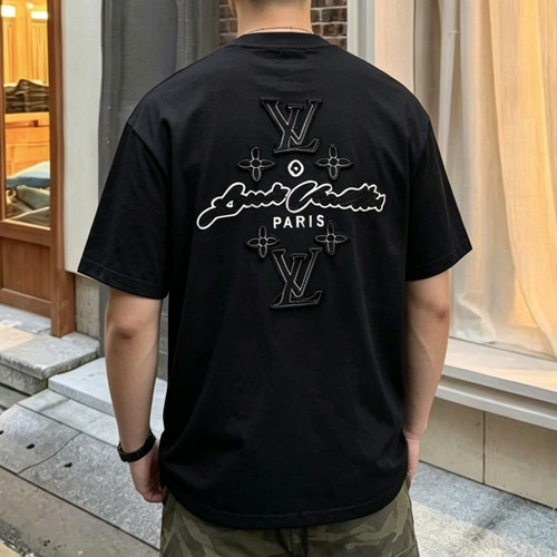 Louis Vuitton 2026 S/S Cotton Patch Embroidered Logo T-Shirt 루이비통 2026SS 코튼 패치 자수 로고 티셔츠