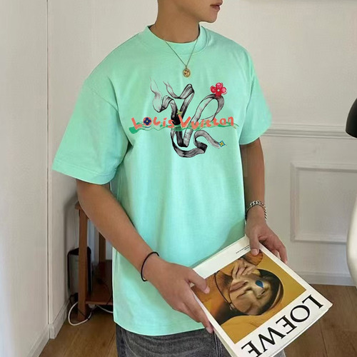 Louis Vuitton 2026 S/S Cotton Letter Logo Print T-Shirt 루이비통 2026SS 코튼 레터 로고 프린트 티셔츠