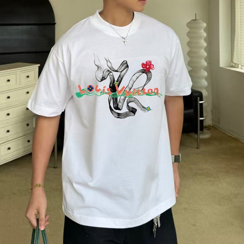 Louis Vuitton 2026 S/S Cotton Letter Logo Print T-Shirt 루이비통 2026SS 코튼 레터 로고 프린트 티셔츠