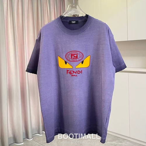 Fendi 2026 S/S Cotton Distressed Washed Flock Logo T-Shirt 펜디 2026SS 코튼 디스트로이드 워싱 플록 로고 티셔츠