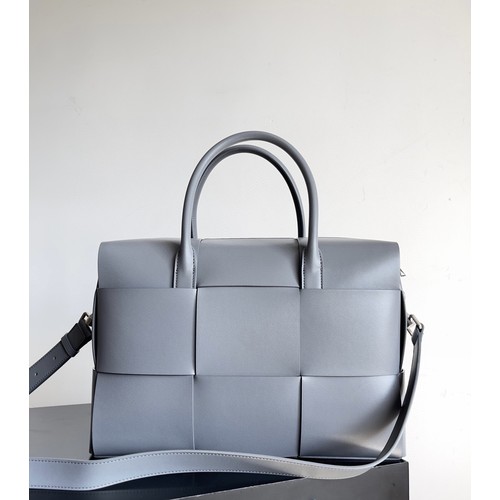 Bottega Veneta Intrecciato Calfskin Leather Black Top Handle Crossbody Briefcase Bag 보테가베네타 인트레치아토 카프스킨 레더 블랙 탑핸들 크로스바디 브리프케이스백 20191800 36cm