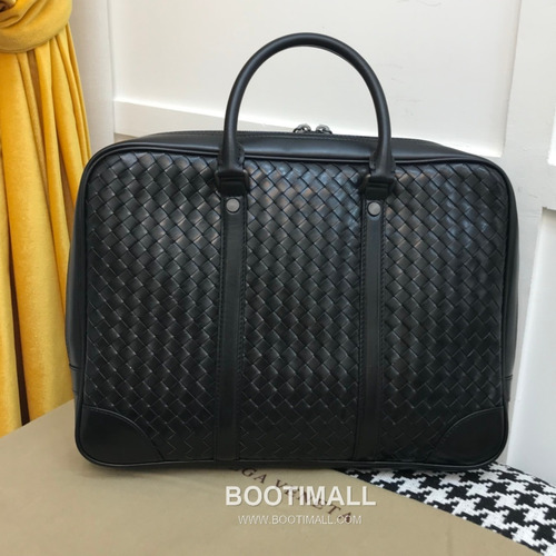 Bottega Veneta Calfskin Leather Black Top Handle Briefcase Bag 보테가베네타 카프스킨 레더 블랙 탑핸들 브리프케이스백 20191700 35cm