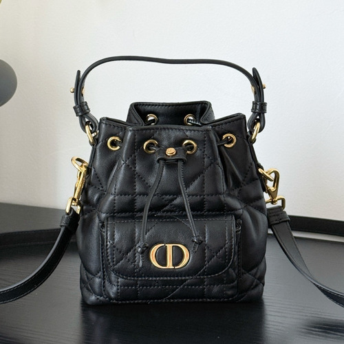 Dior Caro Mini Bucket Lambskin Leather Crossbody Shoulder Bag 디올 카로 미니 버킷 램스킨 블랙 크로스 숄더백 14cm