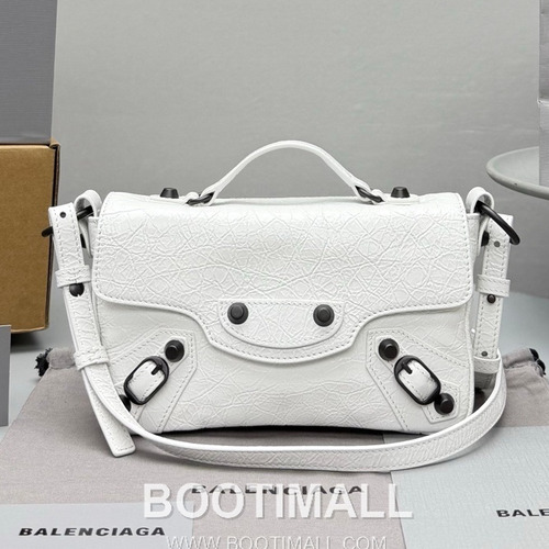 Balenciaga Le City Nano Mini Crinkled Leather Top Handle Crossbody Bag 발렌시아가 르 시티 나노 미니 크링클 레더 화이트 탑핸들 크로스백 92402 22cm
