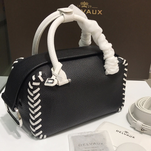 델보 쿨 박스 스몰 카프스킨 블랙 스트랩 D링 지퍼 토트 핸드백 Delvaux Cool Box Small Calfskin Black Strap D Ring Zip Tote Handbag 99130066 22cm