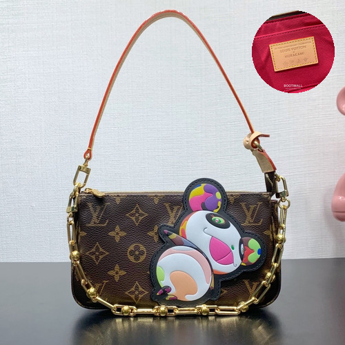 루이비통 포쉐트 악세수아 모노그램 멀티컬러 캔버스 판다 프린트 체인 브라운 숄더백 Louis Vuitton Pochette Accessoires Monogram Multicolor Canvas Panda Print Chain Brown Shoulder Bag M13440 22cm