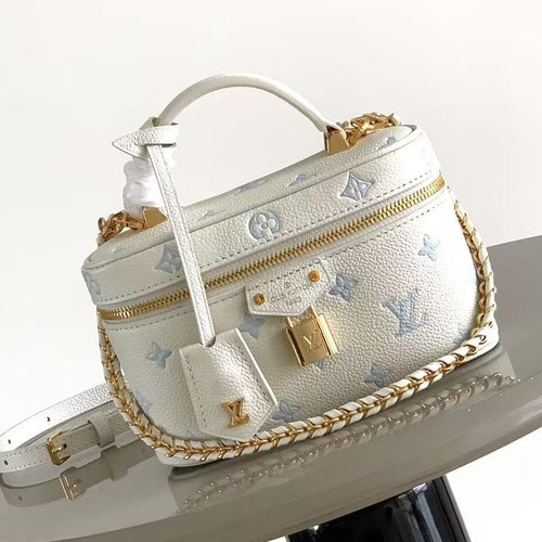 루이비통 모노그램 앙프렝뜨 레더 락장식 체인 블루 파우치 Louis Vuitton Monogram Empreinte Leather Lock Detail Chain Blue Pouch M27744 19cm