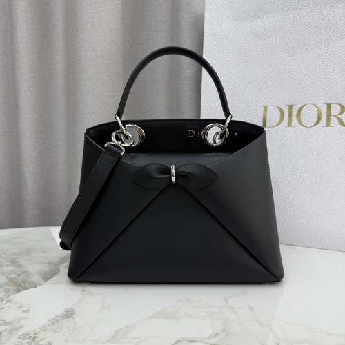 디올 2026SS 레더 보우디테일 화이트 토트백 Dior 2026 SS Leather Bow Detail White Tote Bag 7038 28cm