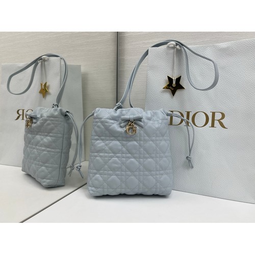 디올 아디오러블 램스킨 카나쥬 보우 블랙 버킷백 Dior Adiorable Lambskin Cannage Bow Black Bucket Bag 22cm