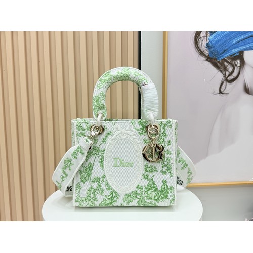 디올 레이디디올 자수 플로럴 멀티 미디엄 토트백 Dior Lady Dior Embroidered Floral Multi Medium Tote Bag 9920 24cm
