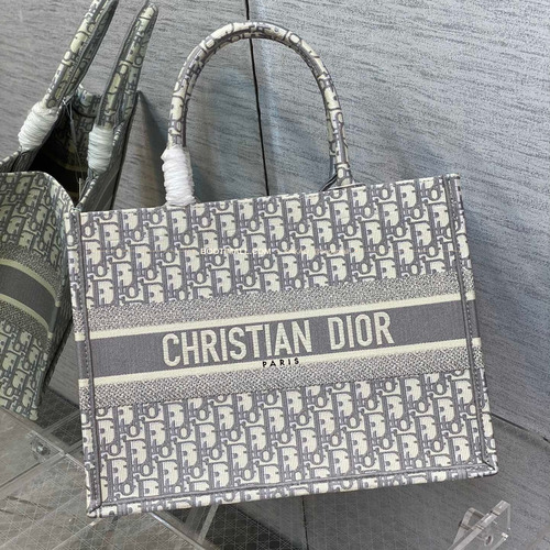 디올 오블리크 자수 캔버스 블루 미디엄 토트백 Dior Oblique Embroidered Canvas Blue Medium Tote Bag 8001 36cm